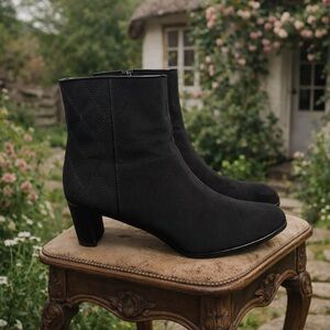 Stuart Weitzman Backer Waterproof! Ankle Boots